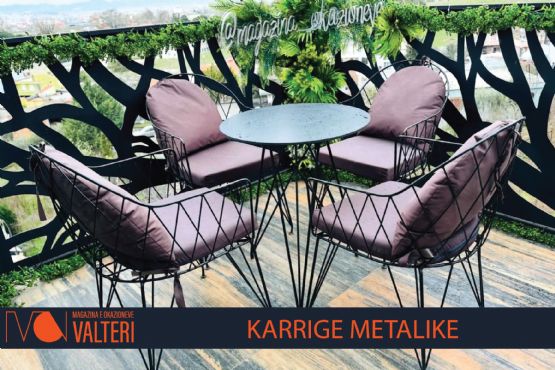 Karrige metalike te perdorura, karrige hekuri me palosje, karrige hekuri te reja per lokale, karrige hekuri te perdorura, Komplet karrigesh dhe tavolina per lokale, Karrige Hekuri Dekoruese, Karrige hekuri per bare dhe restorante
